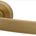1466999-1 Ytterdörrhandtag, 2 st – Hvid, Ylva, mässing