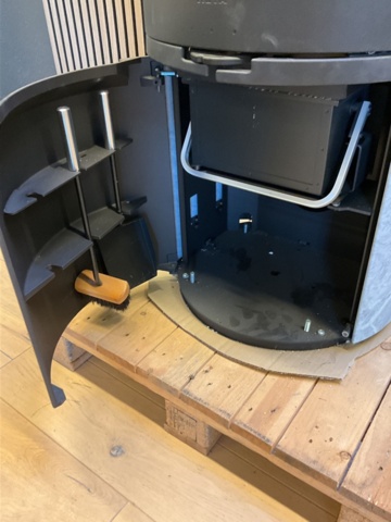 1197422-5 Soapstone stove HETA 900