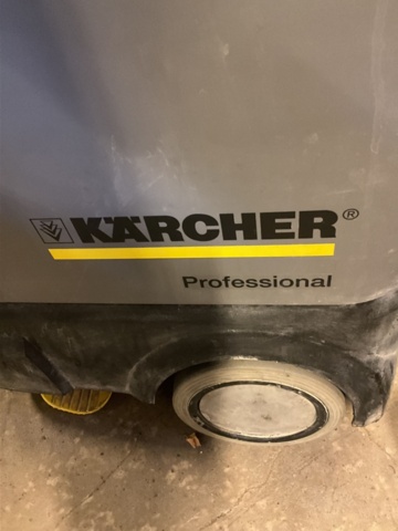 1197440-3 Skurmaskin KÄRCHER  Professional