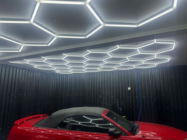 1467113-3 Takarmatur LED Hexagon 4840x2430 mm - Fri frakt