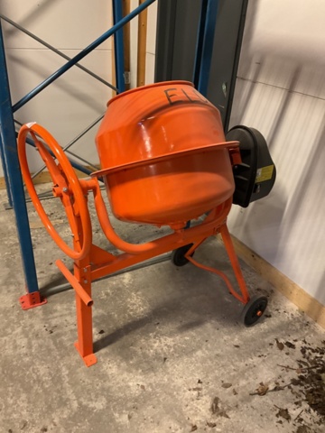 1197444-2 Cementblandare Altrad  130L