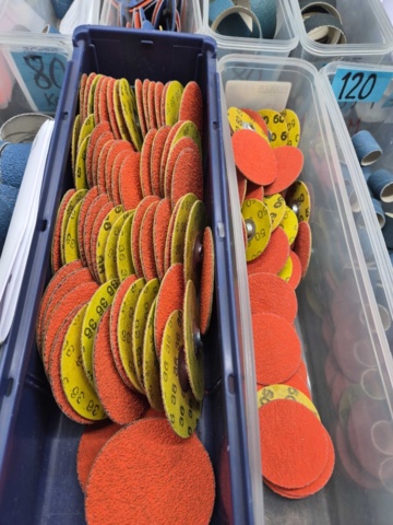 1465813-3 Slipmaterial – blandade kornstorlekar, rondeller och slipband