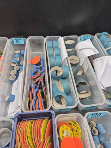 1465813-9 Slipmaterial – blandade kornstorlekar, rondeller och slipband