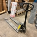 1197476-1 Pallet truck 2500kg