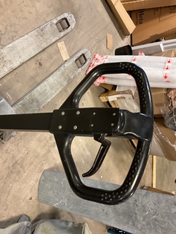 1197476-3 Pallet truck 2500kg