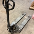 1197476-4 Pallet truck 2500kg