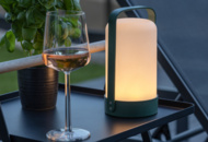 1466255 Sidobord 2 st och bordslampa