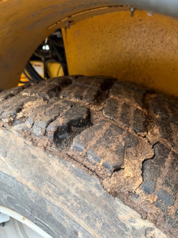 1467403-37 Wheel loader - New Holland W80TC, -2006