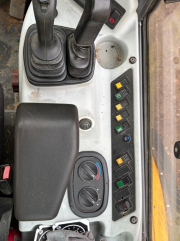 1467403-23 Wheel loader - New Holland W80TC, -2006