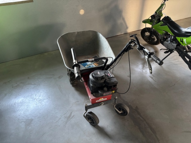 1372839-1 Motorized wheelbarrow - Eurosystems Carry - 2008