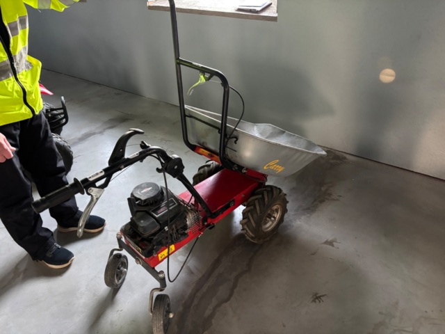 1372839-2 Motorized wheelbarrow - Eurosystems Carry - 2008