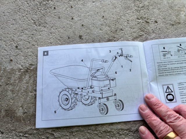 1372839-9 Motorized wheelbarrow - Eurosystems Carry - 2008