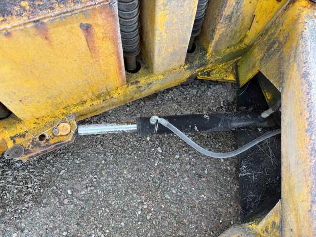 1372842-4 Snowplow - Holm TKH-320