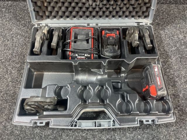 1431635-5 Pressverktyg med pressbackar - Ridgid