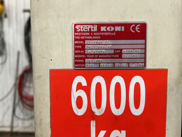 1457375-7 Fordonslyft - Stertil Koni ST-1060 FC