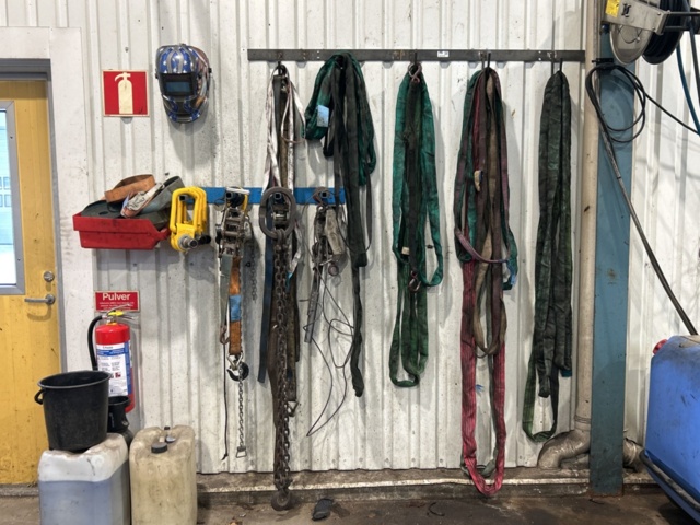 1457379-1 Samling med diverse lyftredskap