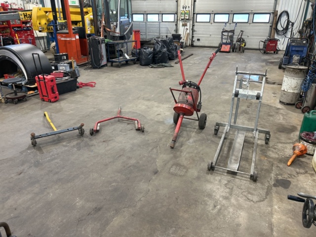 1457390-1 Lyft, mutterknack, m.m.