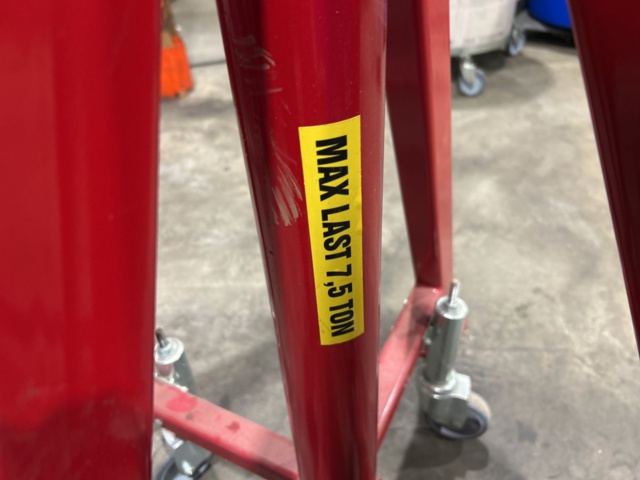 1457398-5 Pallbockar 11 st