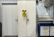 1457400 Kemikalieskåp