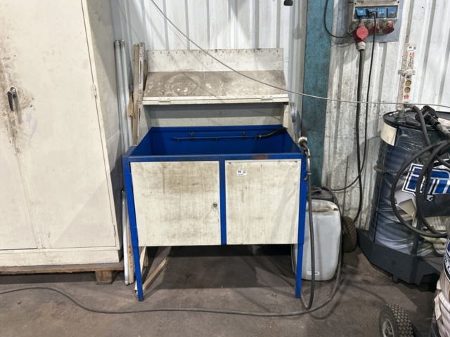 1457401-1 Washstand - GBP Ergonomics 36,180