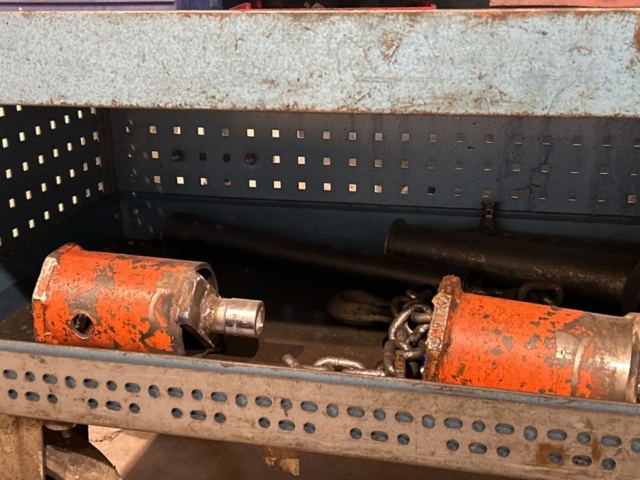 1457406-10 Vagn med innehåll