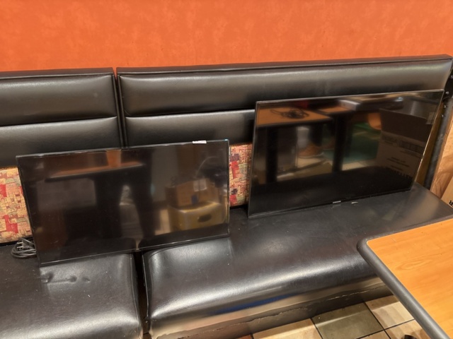 1409498-10 TV-/bildskärmar 2 st - Samsung