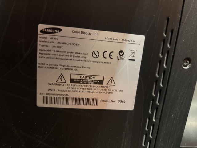 1409498-9 TV-/bildskärmar 2 st - Samsung