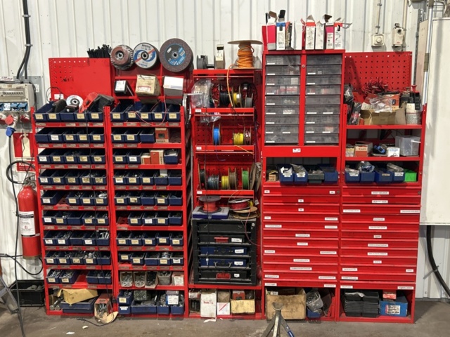 1457418-1 Sortimentshyllor med innehåll