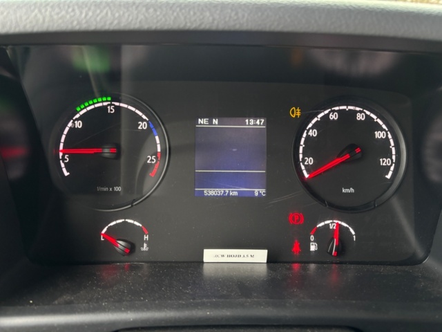 918925-14 Truck - Scania P320 4x2 9.3 Manual, 320hp, -2014