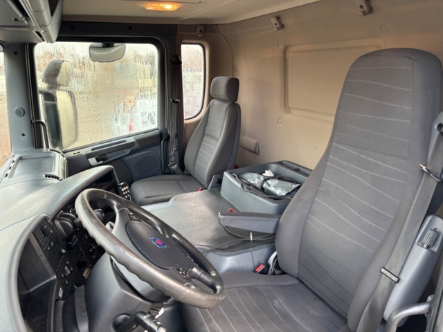 918926-10 Lastbil - Scania P320 4x2 9.3 Automatisk, 320hk, -2015