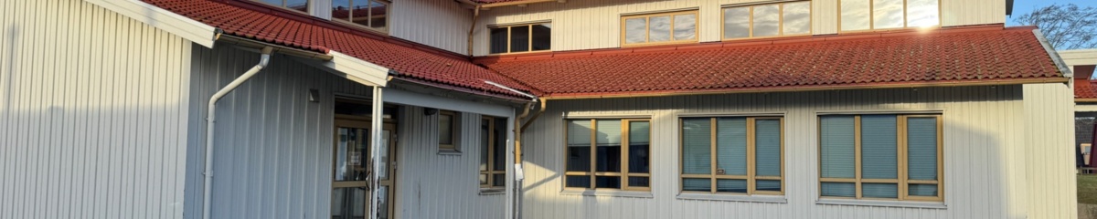 Image representing the auction - Disposal of dismantled wooden/aluminum windows