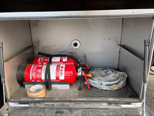 918926-25 Lastbil - Scania P320 4x2 9.3 Automatisk, 320hk, -2015