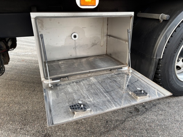 918926-32 Lastbil - Scania P320 4x2 9.3 Automatisk, 320hk, -2015