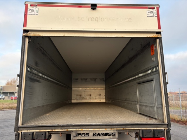 918926-40 Lastbil - Scania P320 4x2 9.3 Automatisk, 320hk, -2015