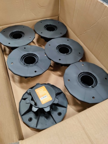 1468029-6 240 pcs Terrace feet Prof Adjustable 66-145 mm