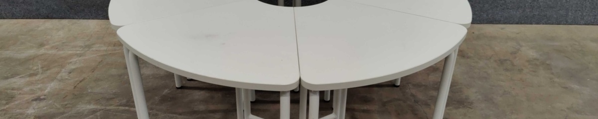 Image representing the auction - Parties with tables