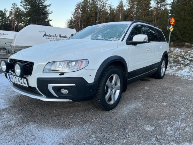 1464651-1 Volvo XC70 T6 AWD 304hp 2015