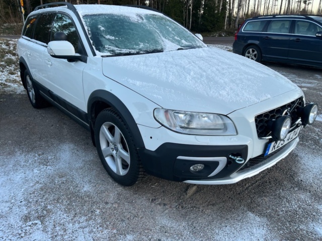 1464651-7 Volvo XC70 T6 AWD 304hp 2015