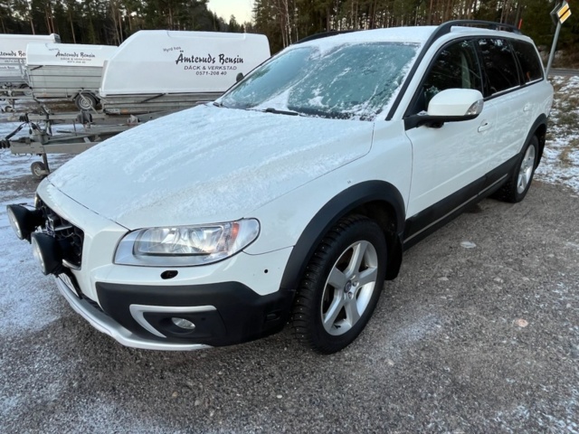 1464651-11 Volvo XC70 T6 AWD 304hp 2015