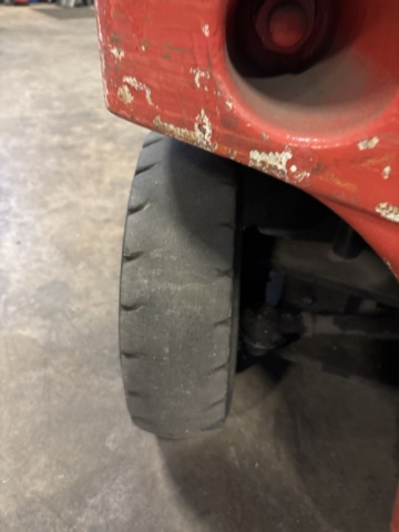 1372846-8 Motviktstruck el - Nissan