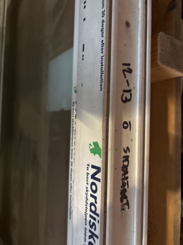 1372856-7 Plastfönster – Nordiska Fönster – blandade mått, 4 st