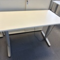 1409504-19 Kontorsmöbler - Höj-/sänkbara skrivbord, förvaringsskåp, avskärmning, m.m - IKEA, Edsbyn, AJ