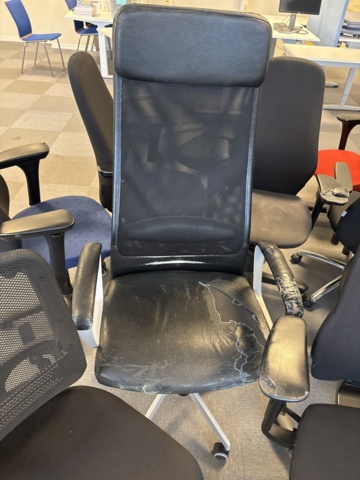 1409507-9 Kontorsstolar 18 st - Kinnarps m.fl.