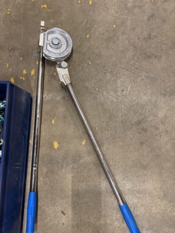 1431674-4 Verktygskista med diverse verktyg och byggtillbehör