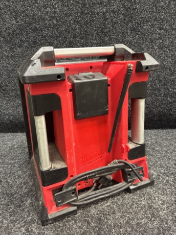 1454477-3 Byggradio Milwaukee M18 RC