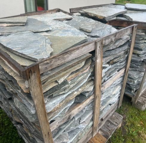 1468157-5 Grå skiffer, cirka 150kvm