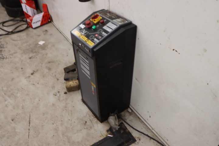 1295819-10 Saxlift Pela SF-L3000