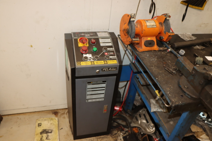 1295838-6 Saxlift Pela SF-F3000