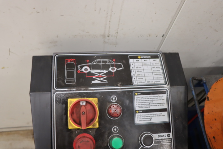 1295838-9 Saxlift Pela SF-F3000