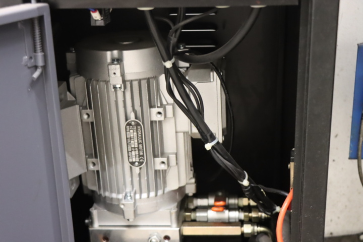 1295838-13 Saxlift Pela SF-F3000